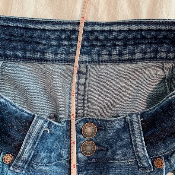 Kendall & Kylie Bell Bottom Jeans - Picture 6 of 10